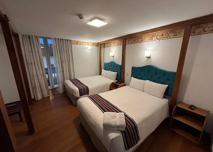 Rojas Plaza Boutique 3*